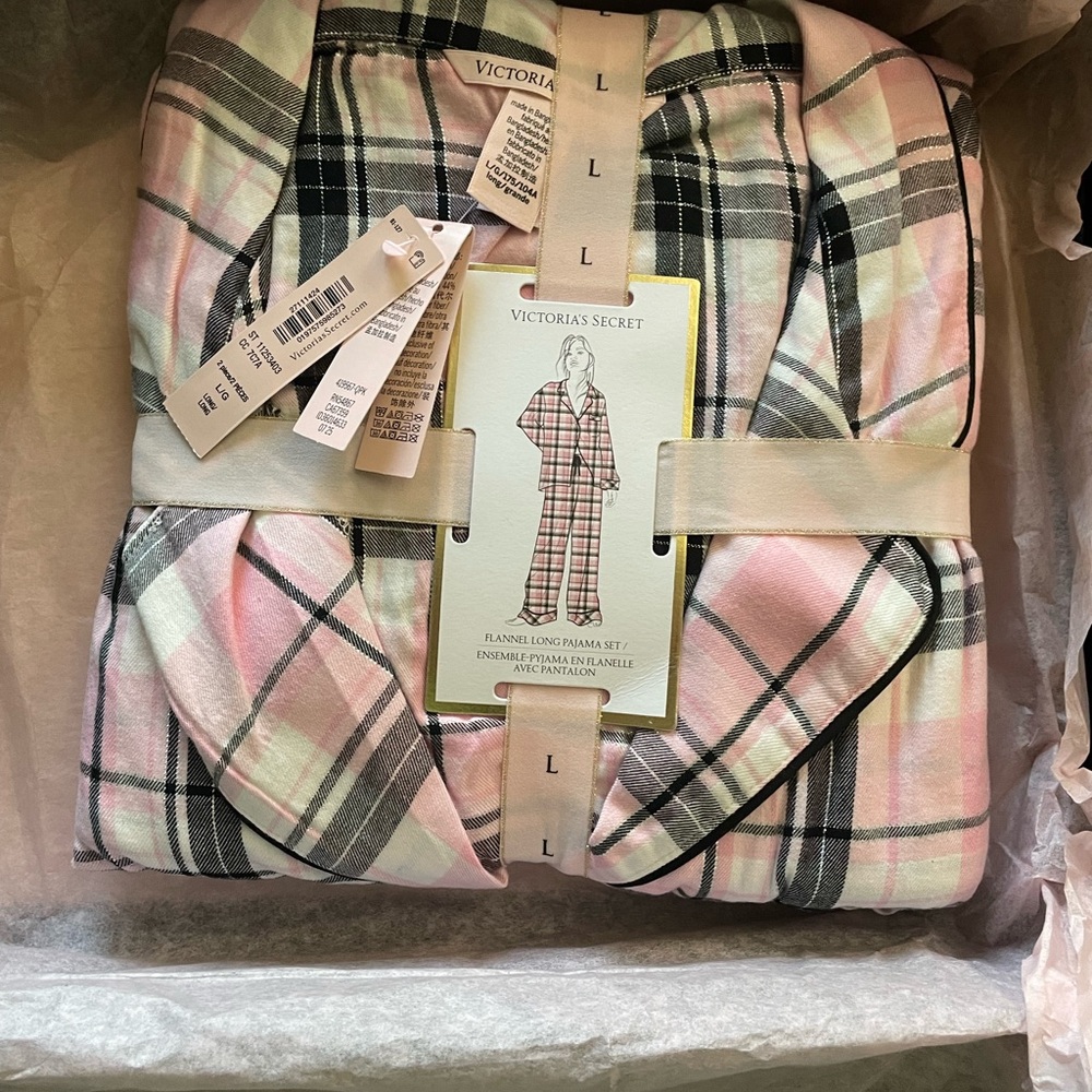 Victoria's Secret Pink Plaid Women’s Pajama Set L long - Picture 2 of 4